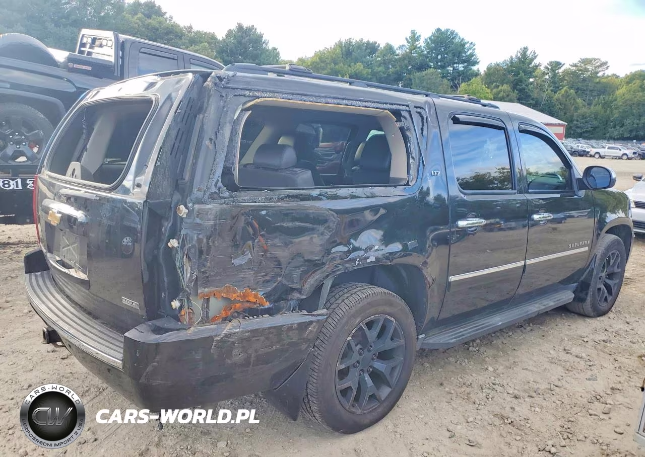 2011 Chevrolet Suburban K1500 Ltz VIN:1GNSKKE39BR382584 - 3