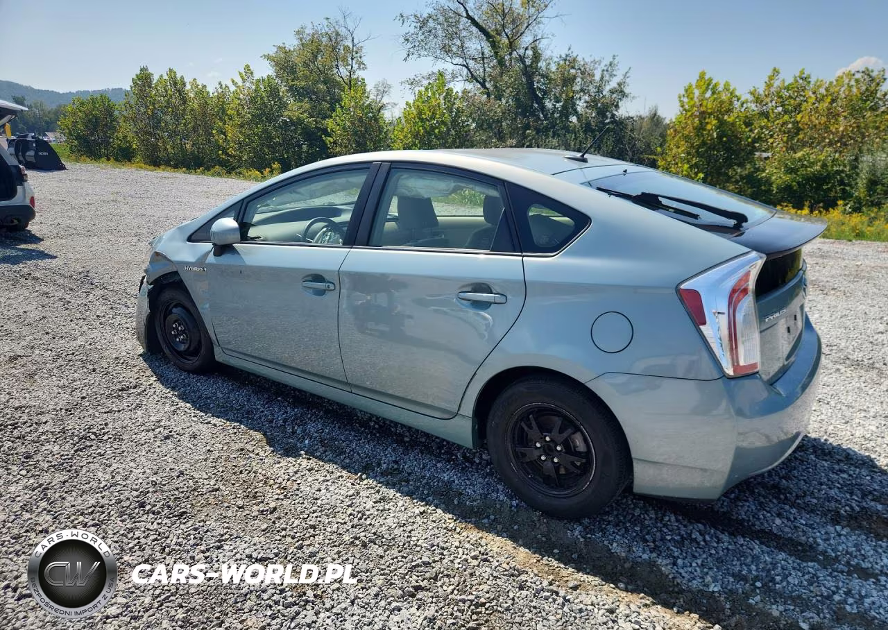 2015 Toyota Prius Three VIN:JTDKN3DU7F2004293 - 2
