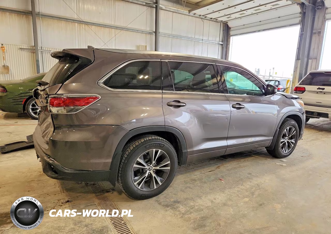 2016 Toyota Highlander Xle VIN:5TDJKRFH0GS238700 - 3