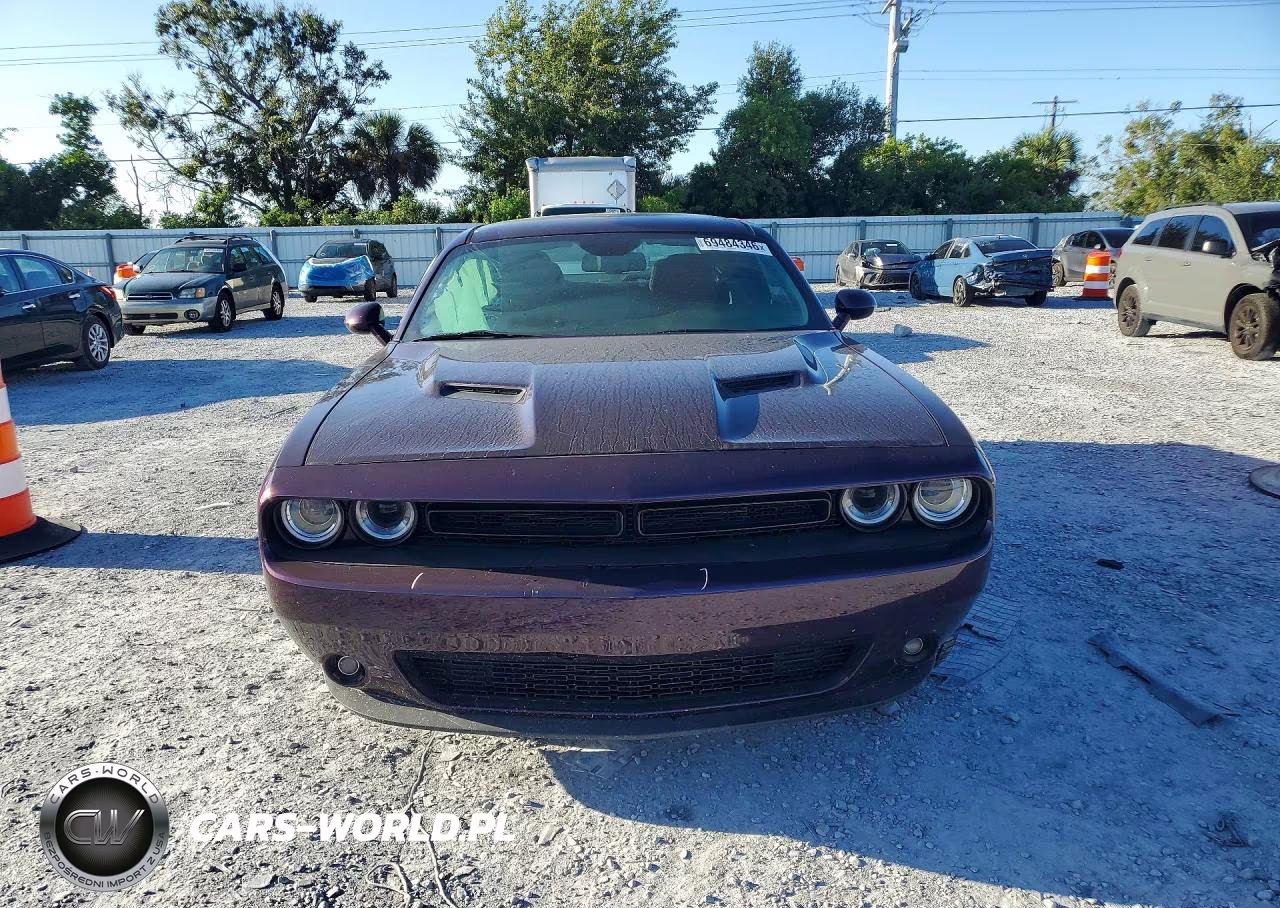 2020 Dodge Challenger Sxt VIN:2C3CDZAG1LH239790 - 5