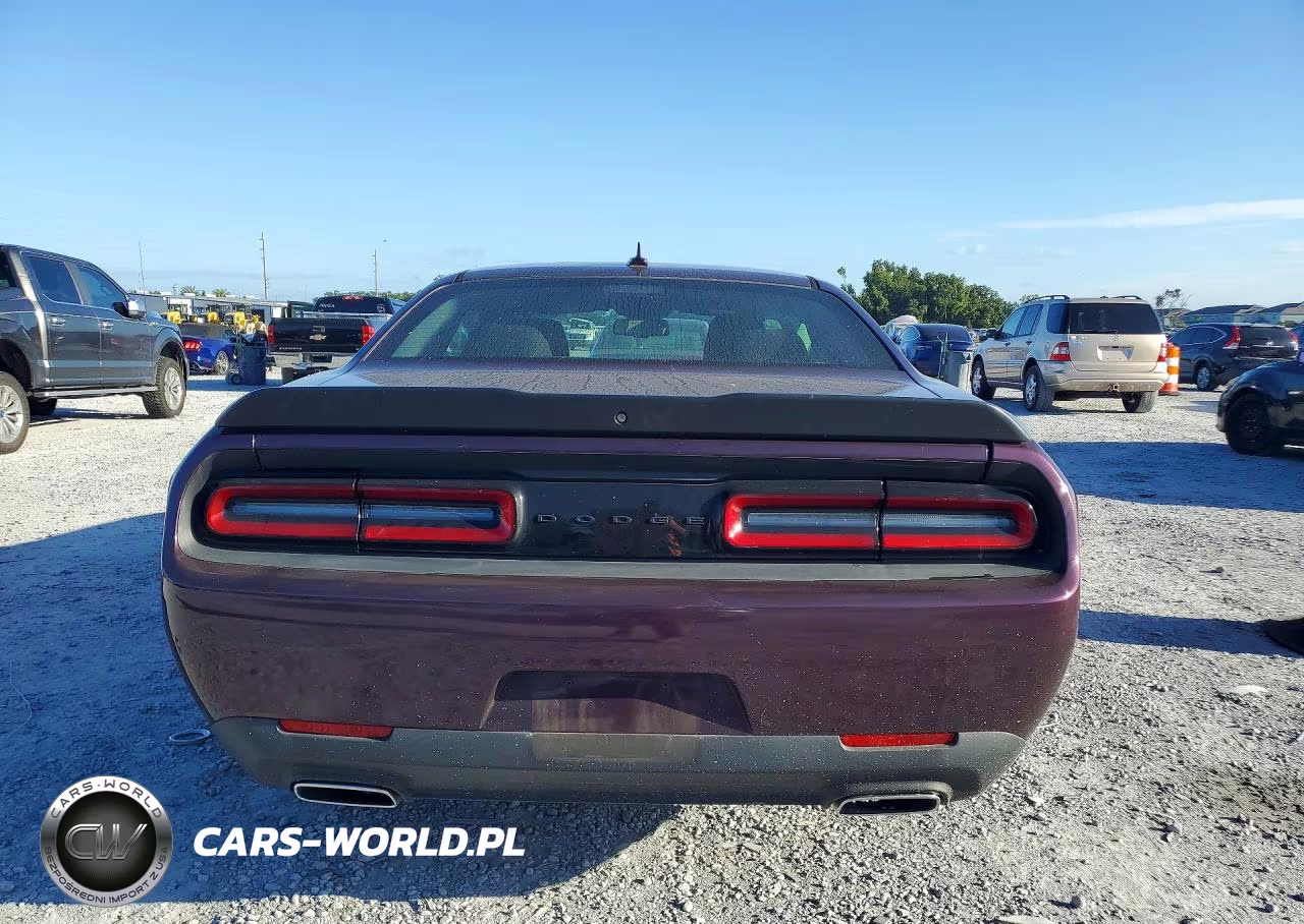 2020 Dodge Challenger Sxt VIN:2C3CDZAG1LH239790 - 6