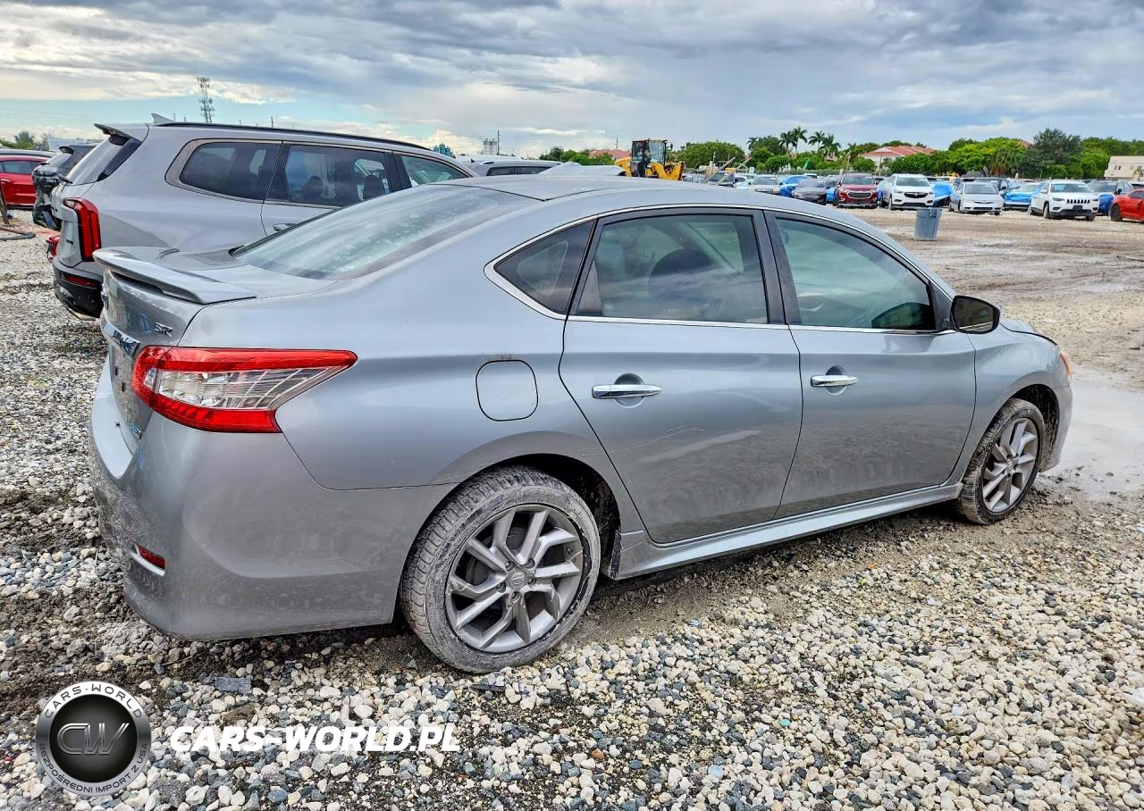 2014 Nissan Sentra Sr VIN:3N1AB7AP8EY289213 - 3