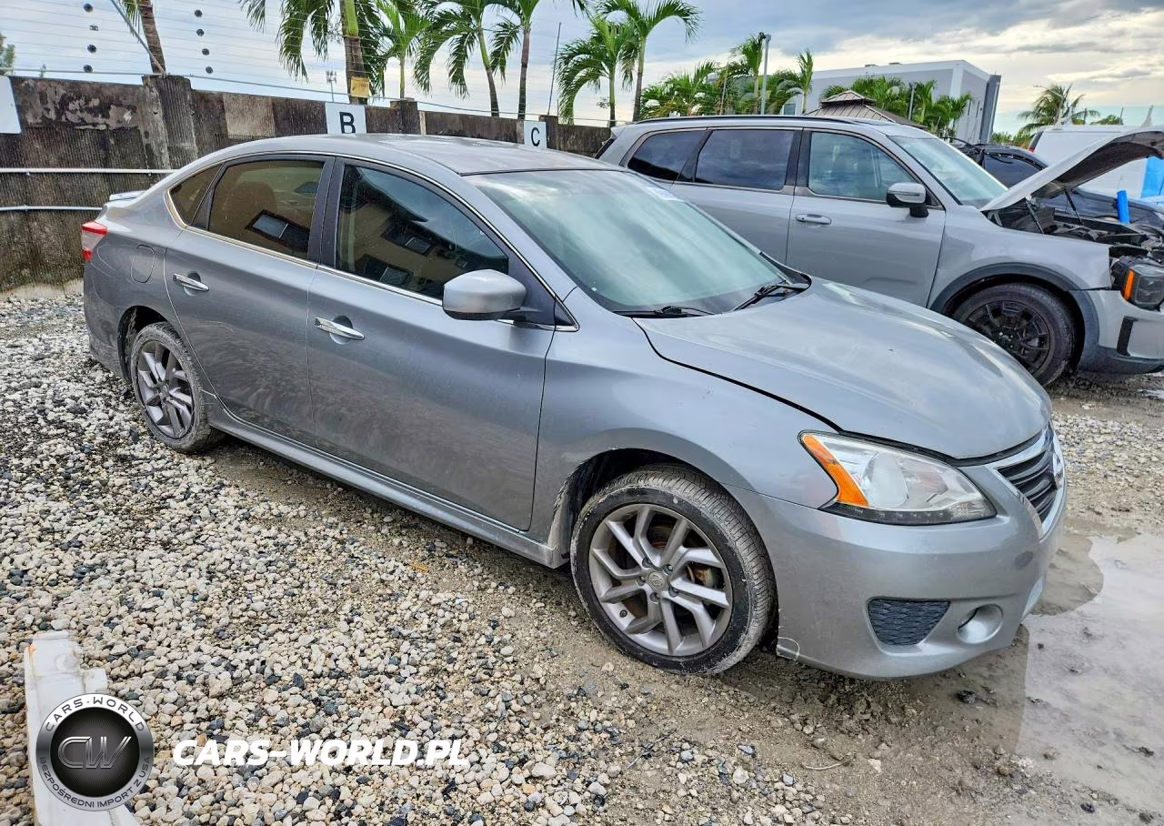 2014 Nissan Sentra Sr VIN:3N1AB7AP8EY289213 - 4