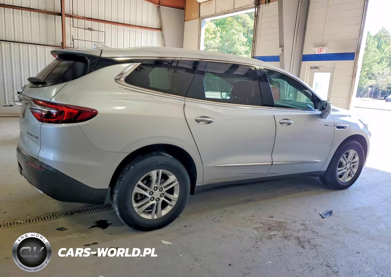 2018 Buick Enclave Essence VIN:5GAERBKW2JJ164159 - 3