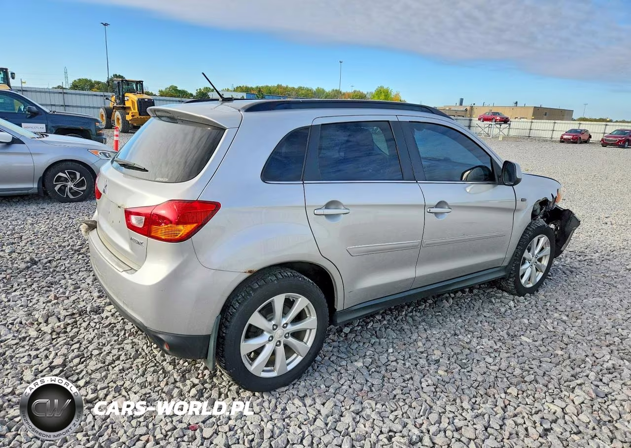 2015 Mitsubishi Outlander Sport Se VIN:4A4AR4AU9FE015748 - 3