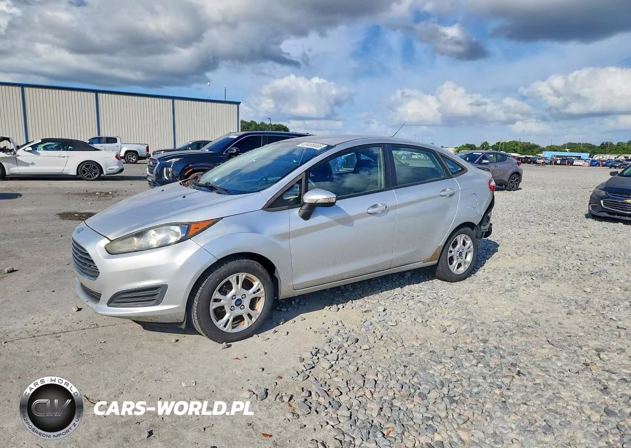 2015 Ford Fiesta Se VIN:3FADP4BJ1FM129984 - 1