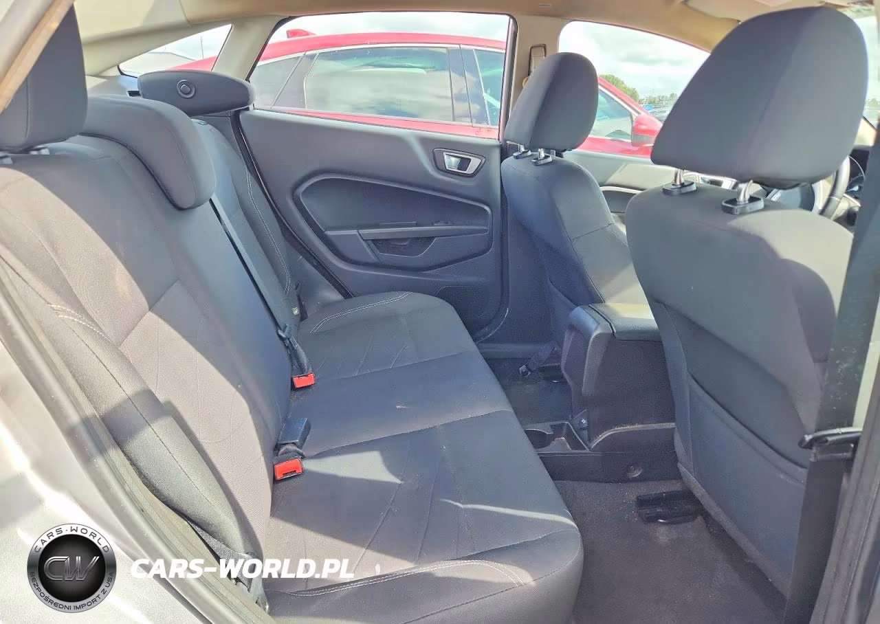 2015 Ford Fiesta Se VIN:3FADP4BJ1FM129984 - 10