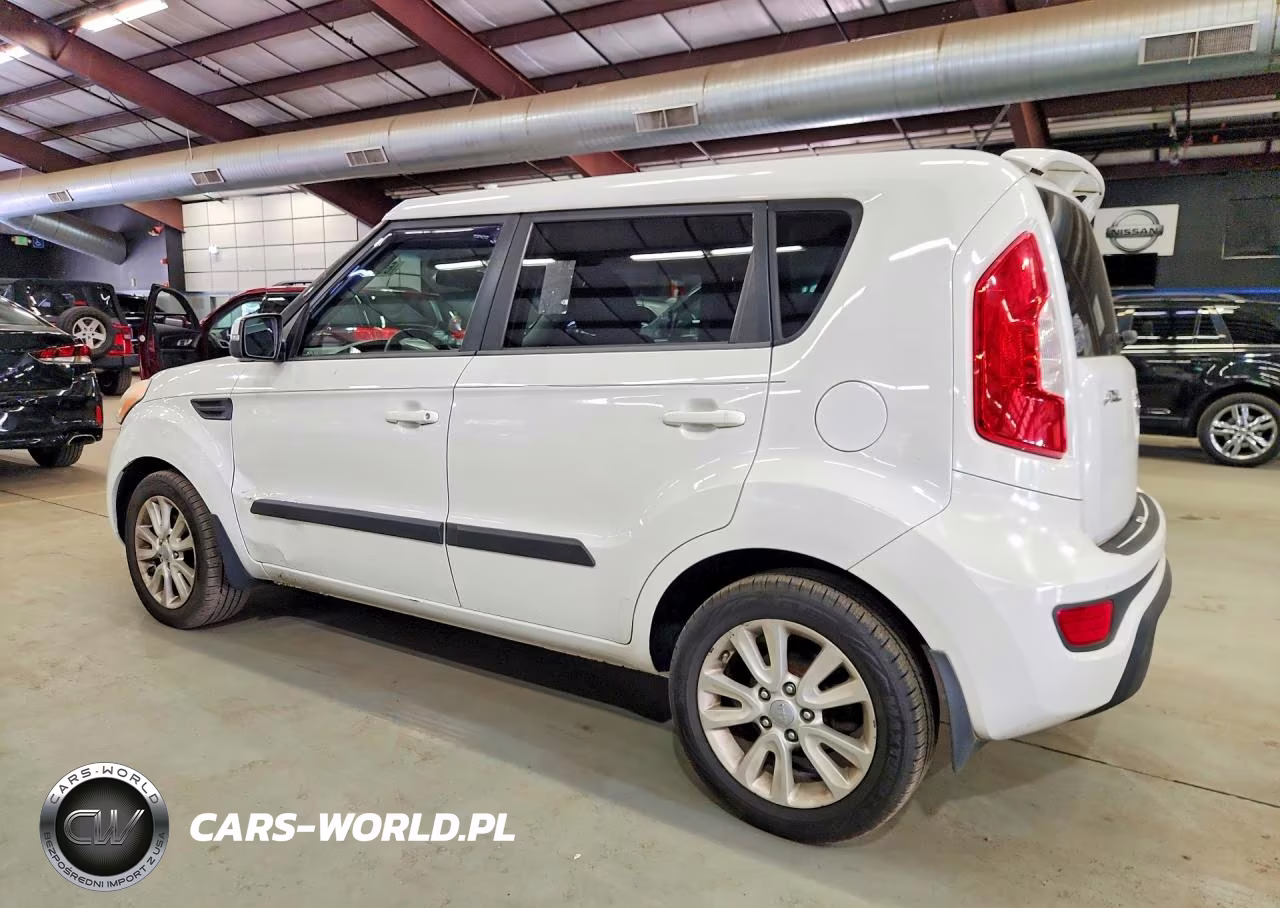 2012 Kia Soul VIN:KNDJT2A6XC7379725 - 2