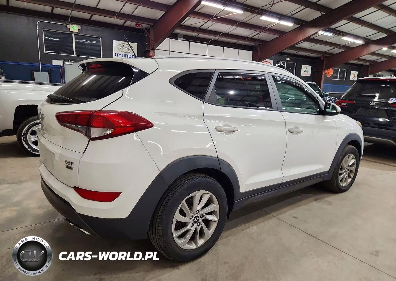 2016 Hyundai Tucson VIN:KM8J3CA28GU051046 - 3