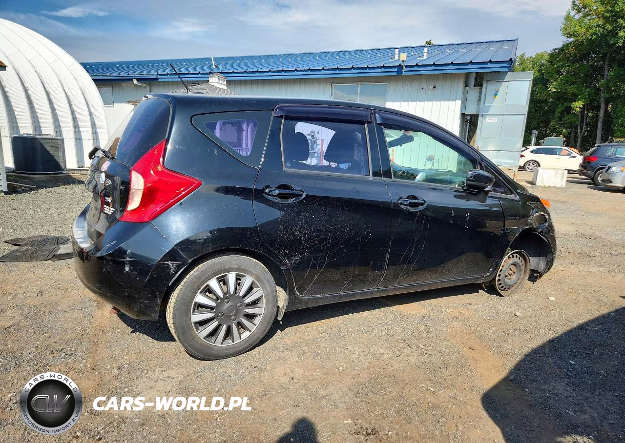 2016 Nissan Versa VIN:3N1CE2CP1GL405609 - 3
