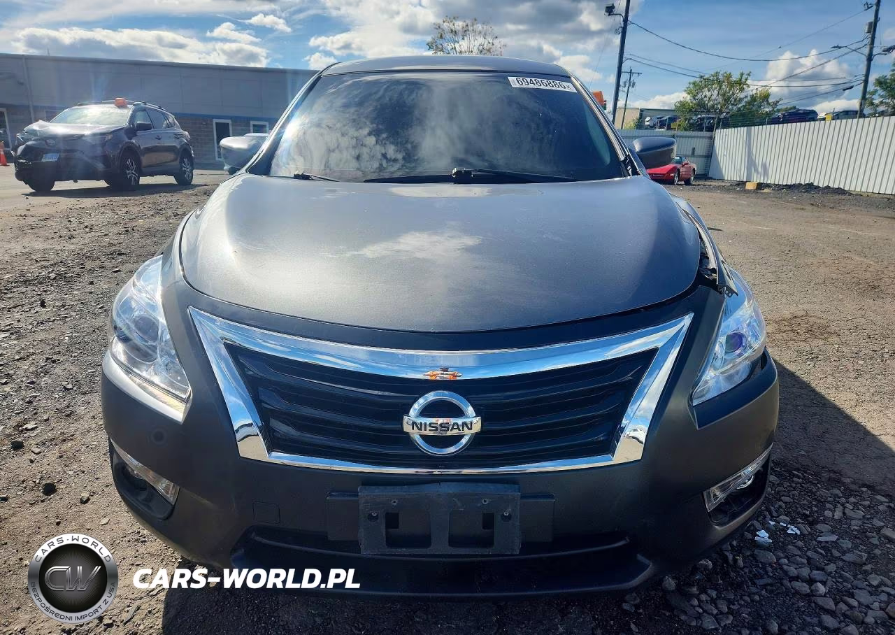 2015 Nissan Altima 2.5 S VIN:1N4AL3AP4FN396203 - 5