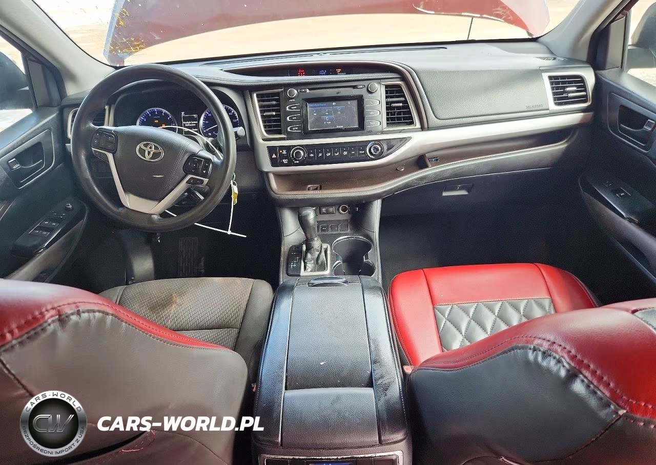 2018 Toyota Highlander Le VIN:5TDZARFHXJS036959 - 8