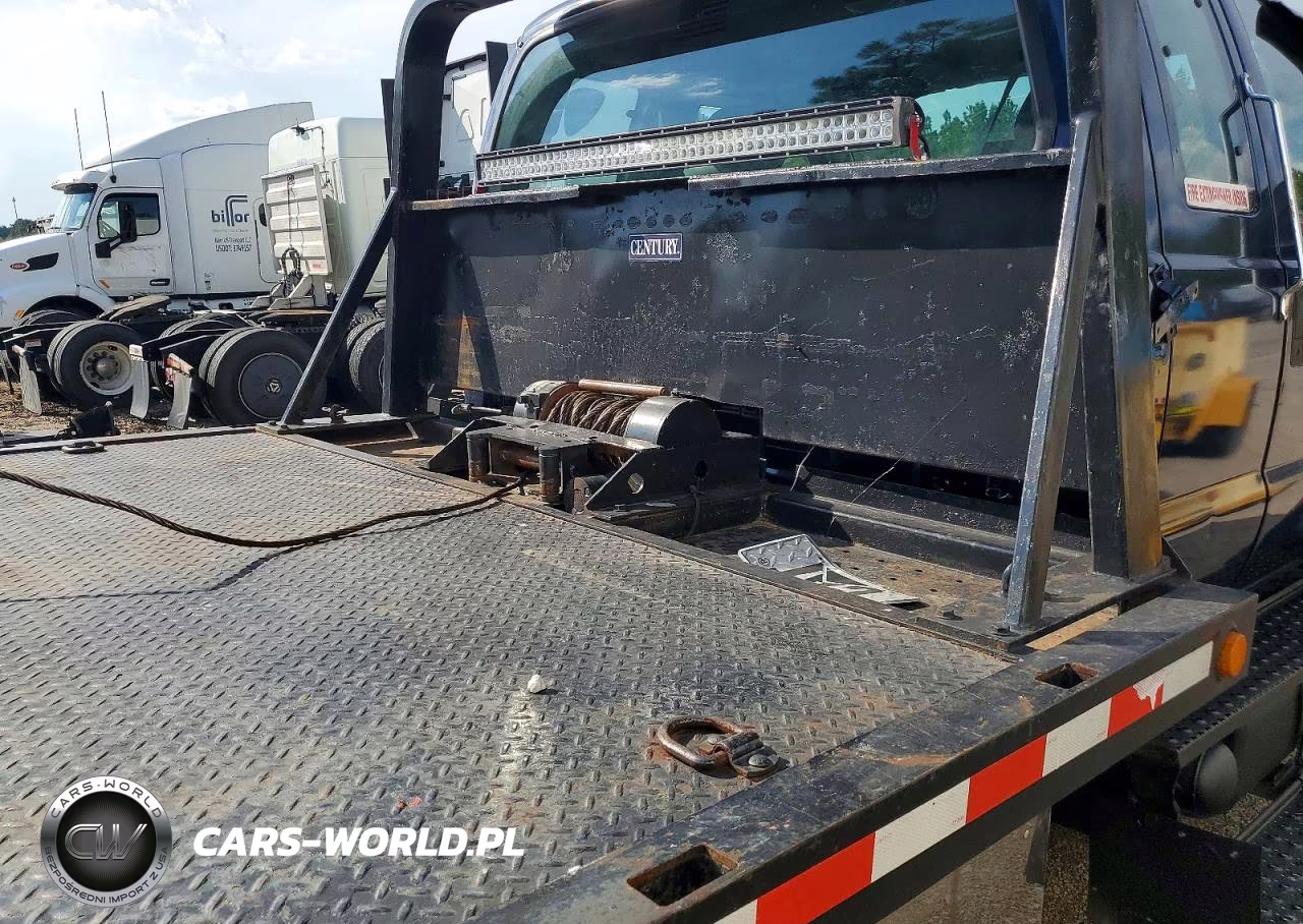 2004 Ford F650 Super Duty VIN:3FRNX65N94V685771 - 10