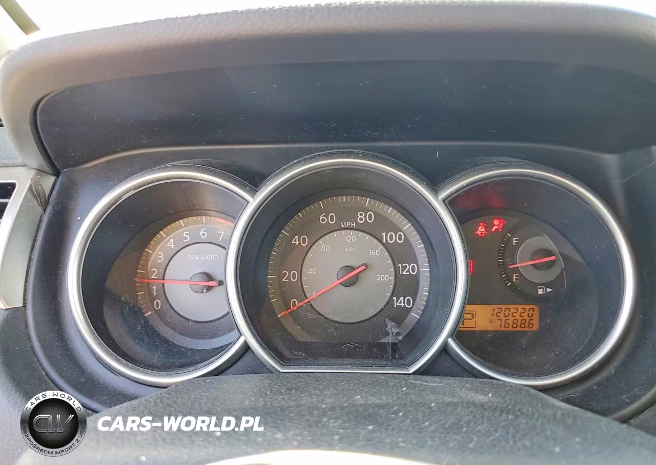 2008 Nissan Versa 1.8 S VIN:3N1BC13E48L383696 - 9