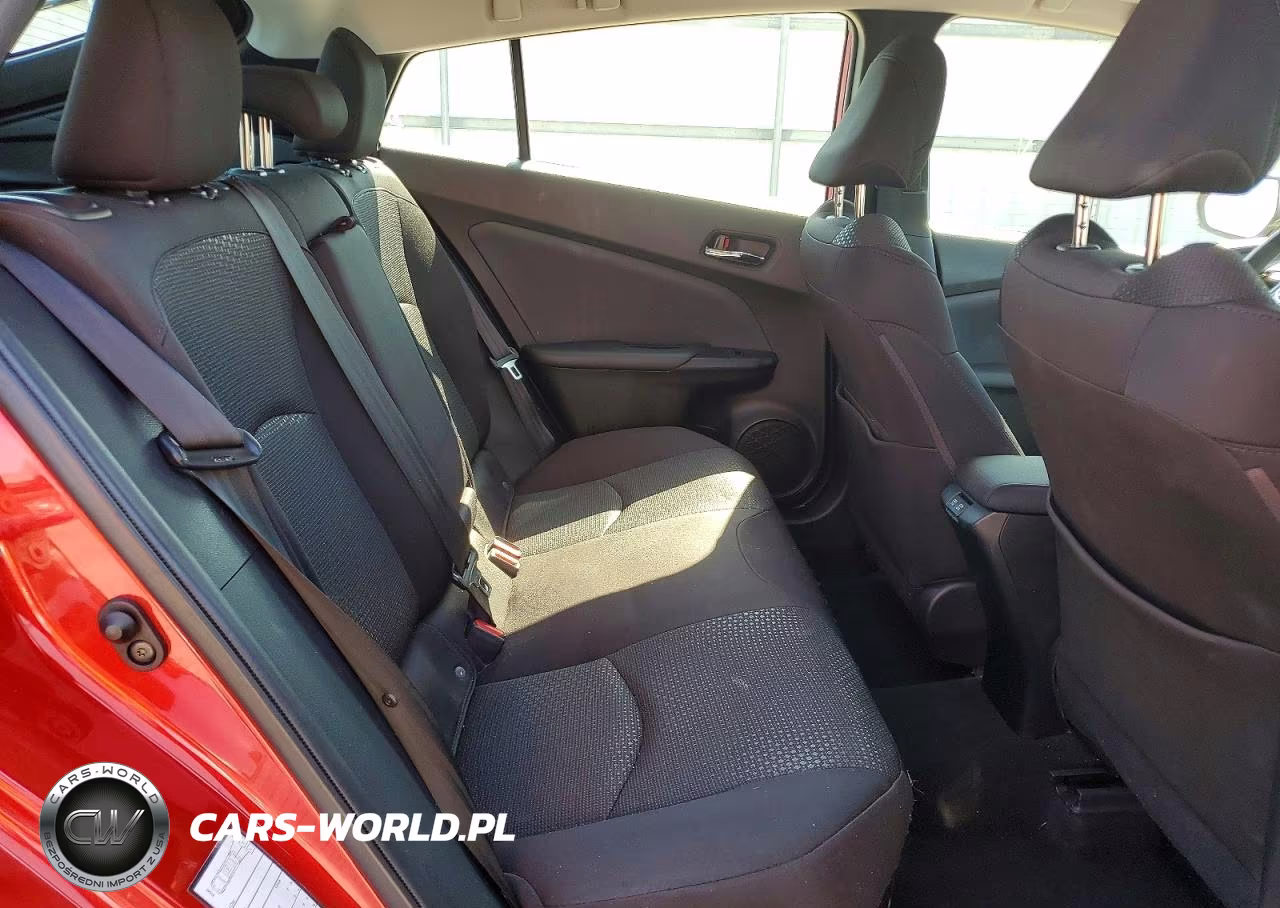 2022 Toyota Prius Le VIN:JTDKAMFUXN3180360 - 11
