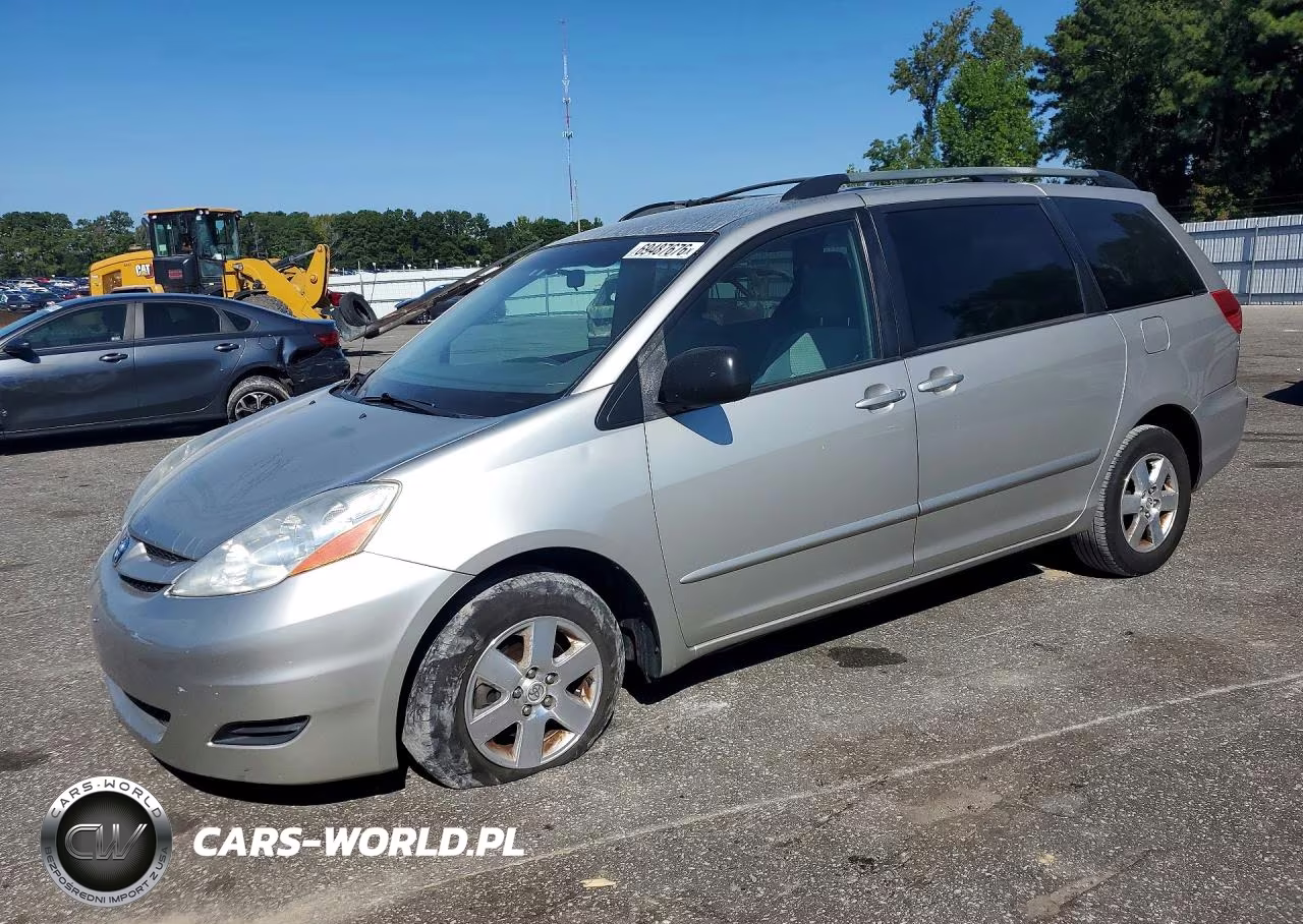 2006 Giaa Sienna Le 7 Passenger