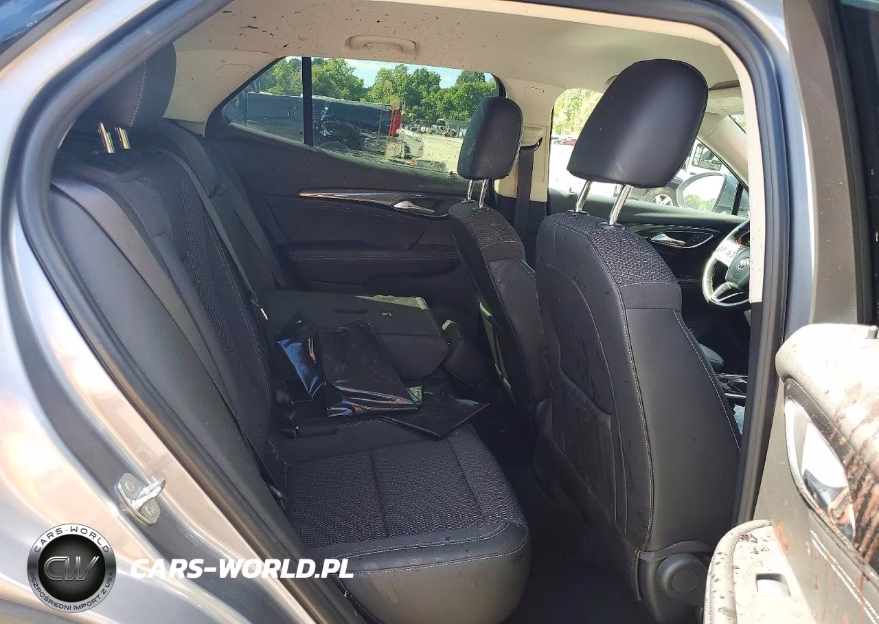 2022 Buick Envision Preferred VIN:LRBAZLR42ND123721 - 11