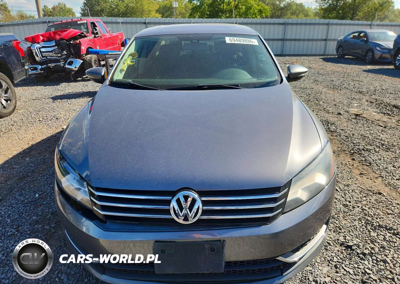 2012 Volkswagen Passat Se VIN:1VWBP7A33CC063065 - 5