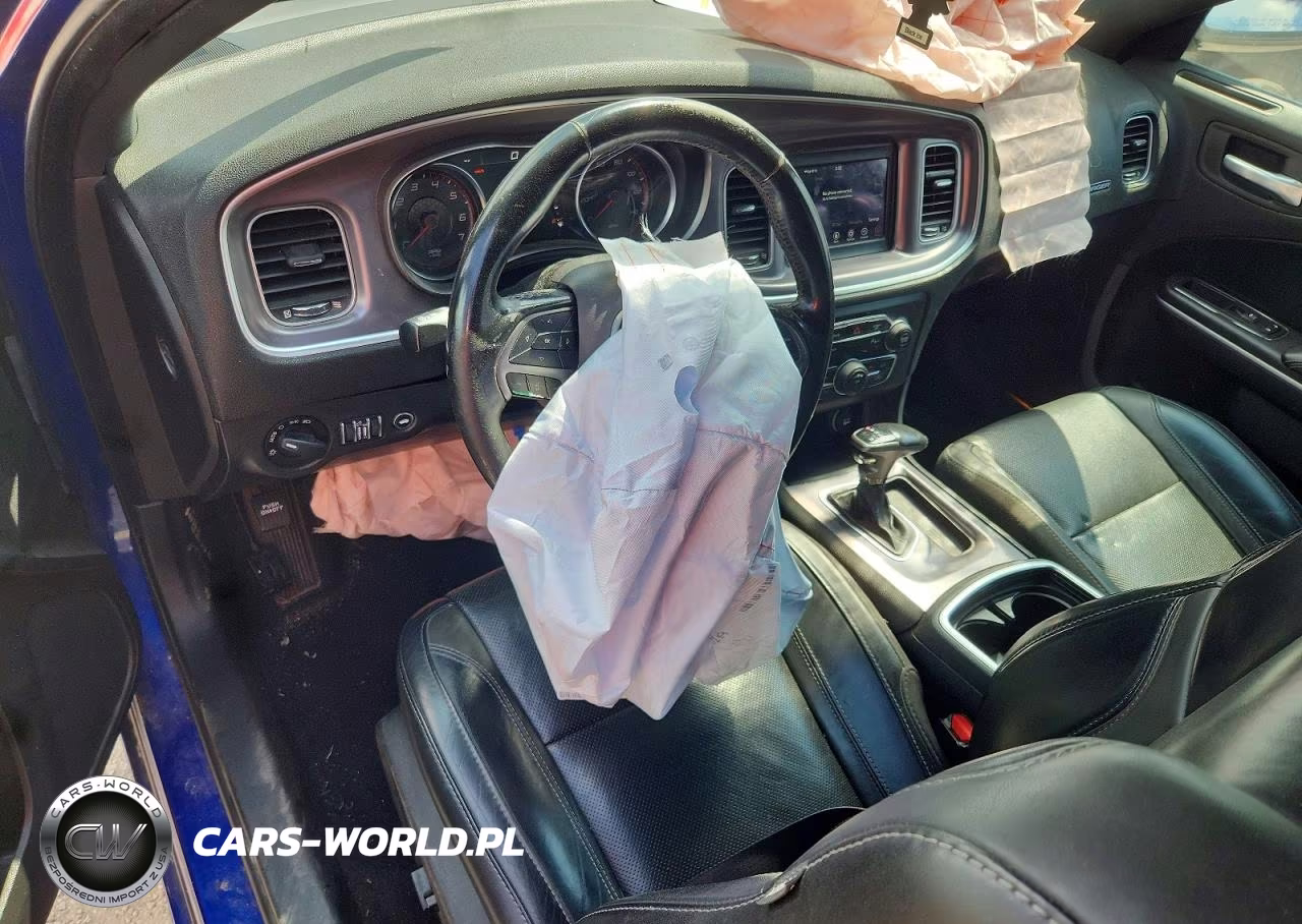 2019 Dodge Charger Sxt VIN:2C3CDXBG1KH748215 - 8