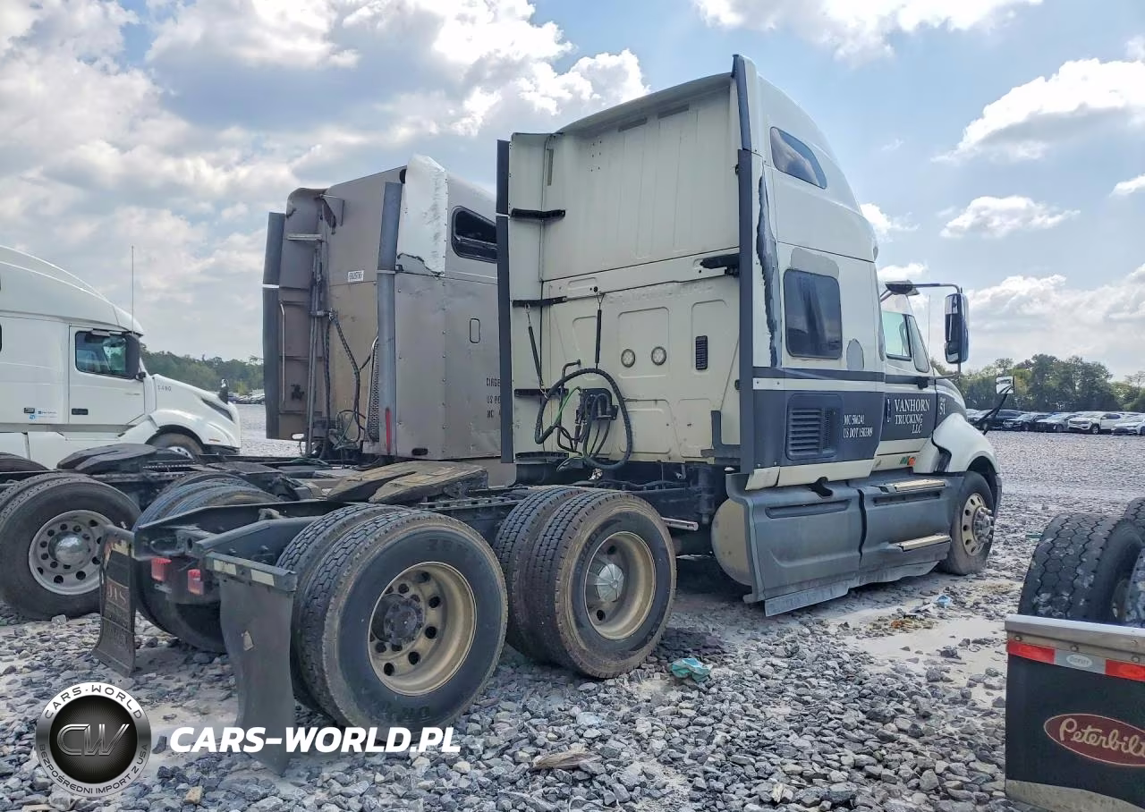 2012 International Prostar Semi Truck VIN:3HSDJAPRXGN750412 - 3