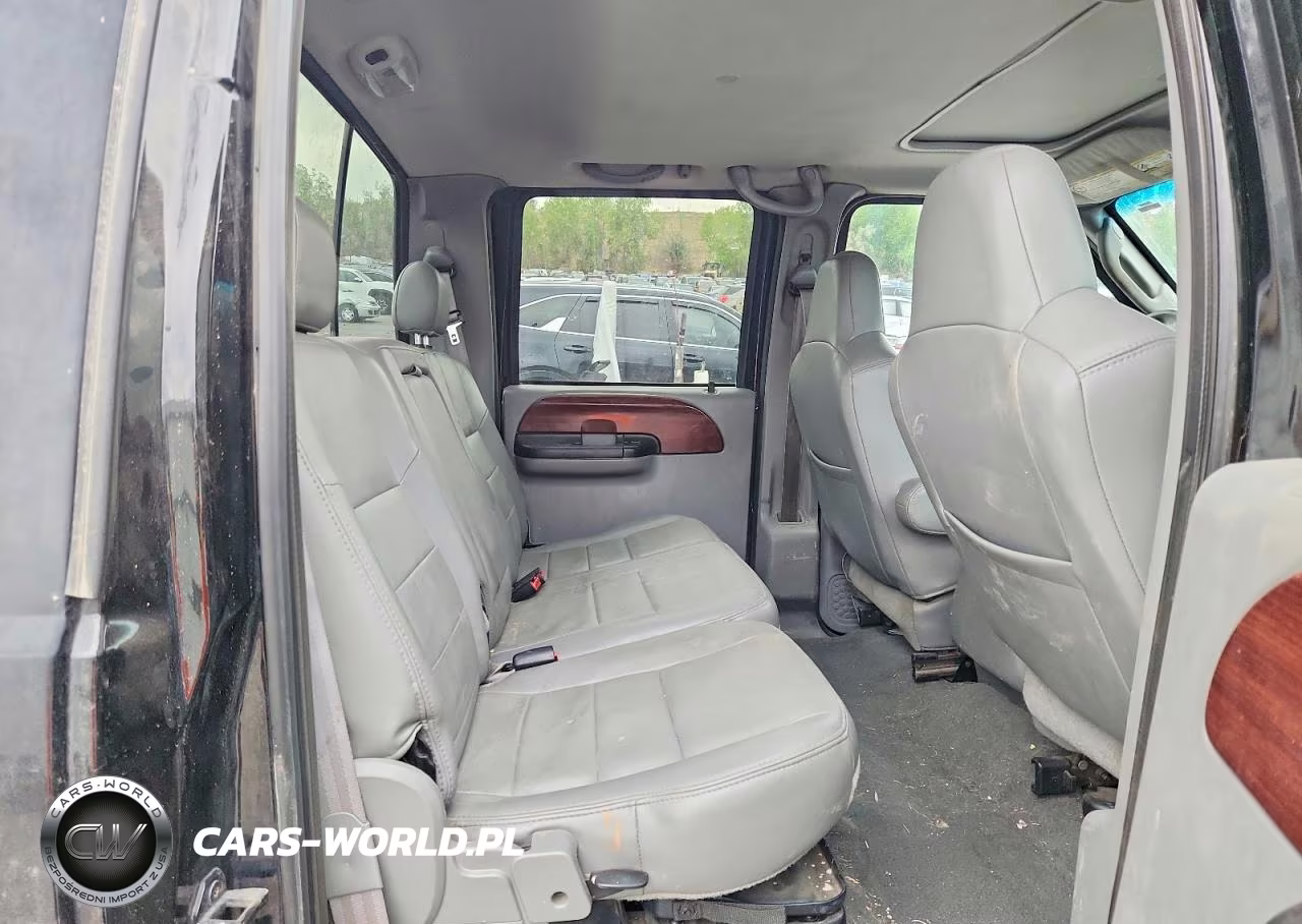2005 Ford F350 Super Duty VIN:1FTWW33P85EC25392 - 10