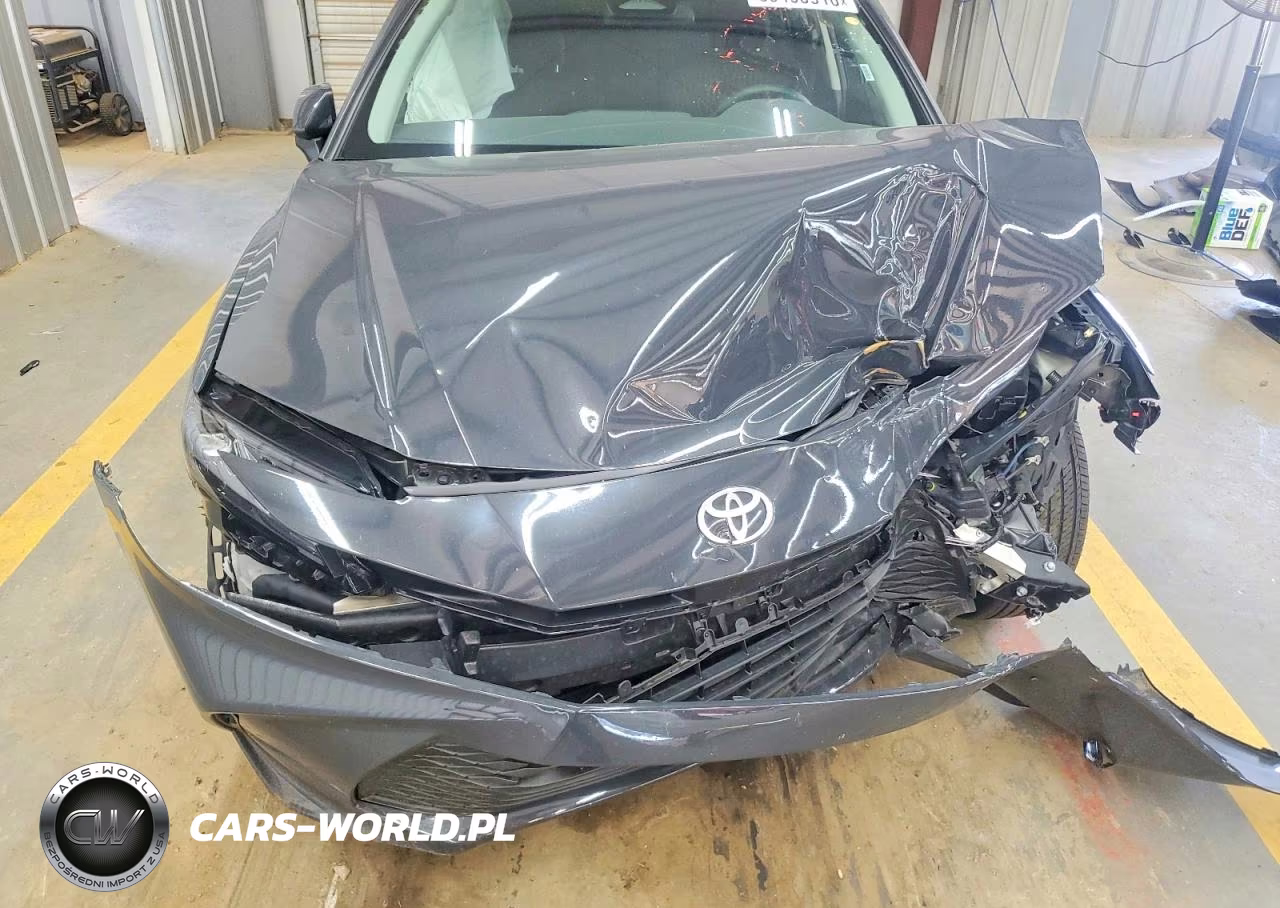 2026 Toyota Camry Le VIN:4T1DAACK7TU703895 - 11