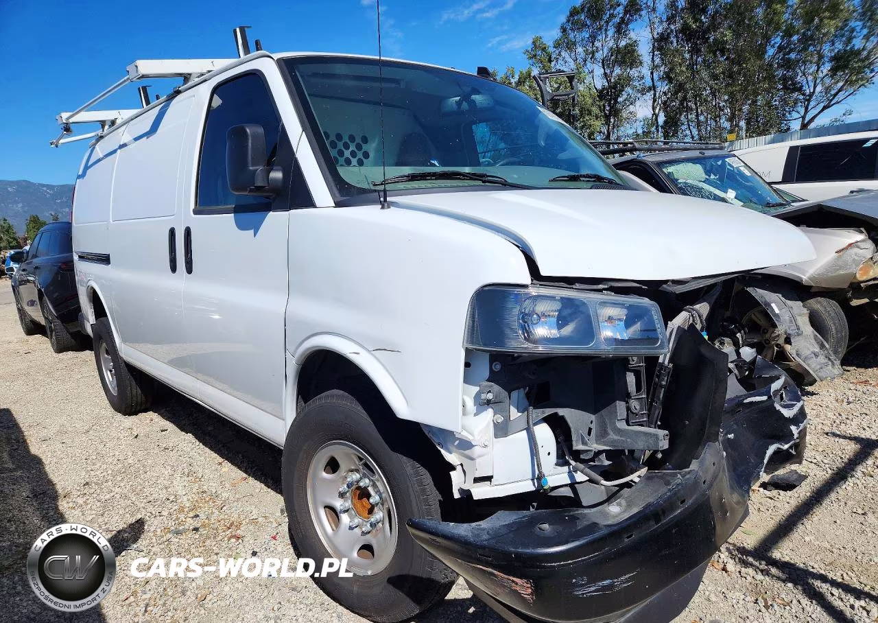 2024 Chevrolet Express G2500 VIN:1GCWGAFP0R1249793 - 4