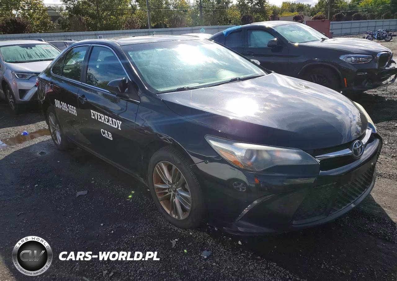 2016 Toyota Camry Se VIN:4T1BF1FK6GU125623 - 4