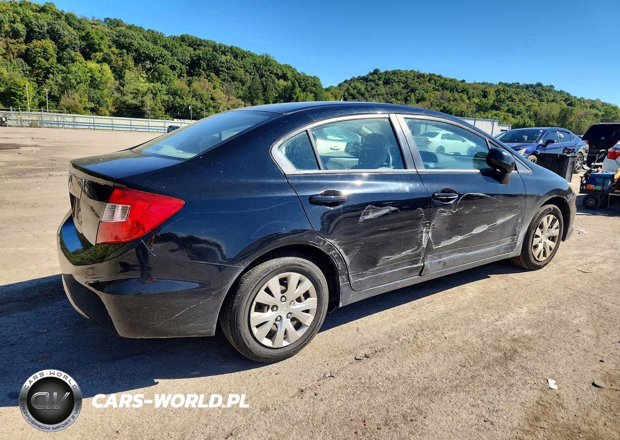 2012 Honda Civic Lx VIN:19XFB2F58CE353018 - 3