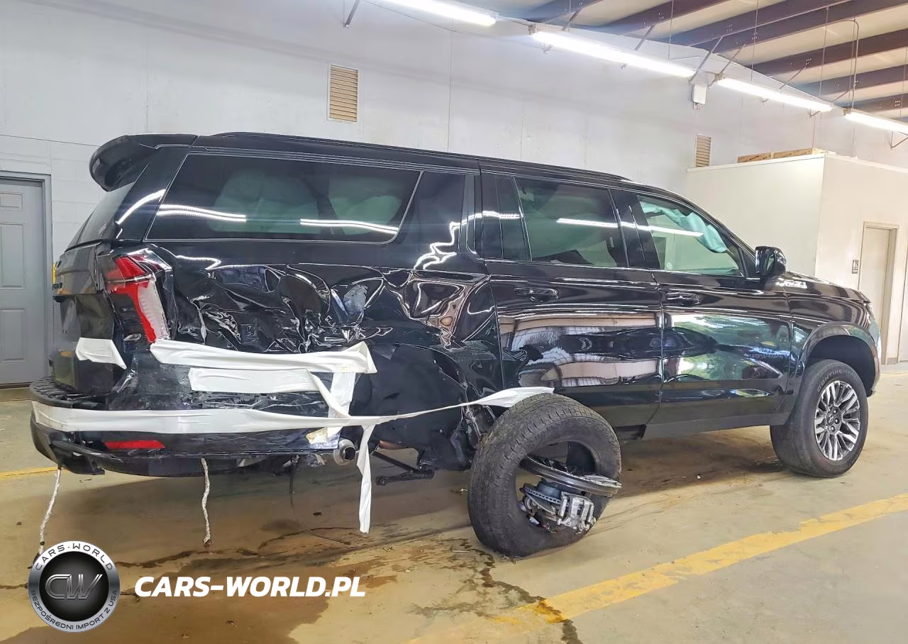 2026 Chevrolet Suburban K1500 Z71 VIN:1GNS6DKD6TR327640 - 3