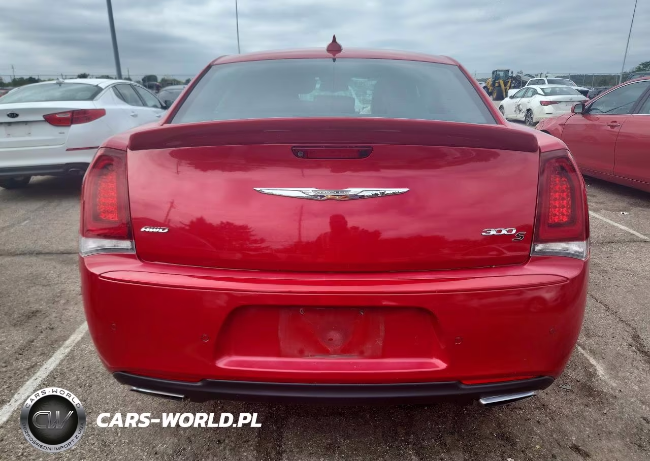 2018 Chrysler 300 S VIN:2C3CCAGG0JH141293 - 6