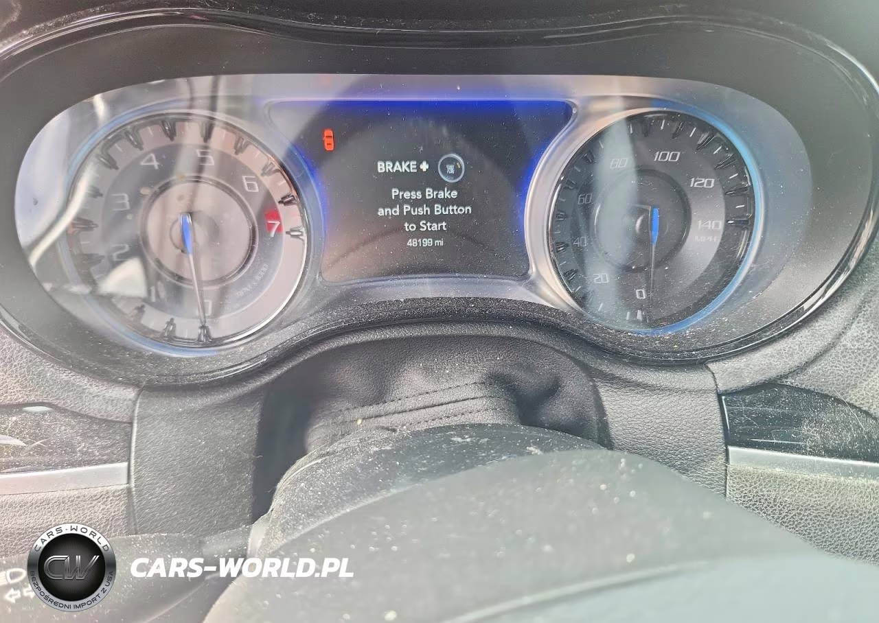 2018 Chrysler 300 S VIN:2C3CCAGG0JH141293 - 9