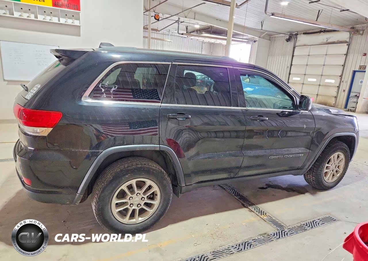 2019 Jeep Grand Cherokee Laredo VIN:1C4RJFAG0KC815903 - 3