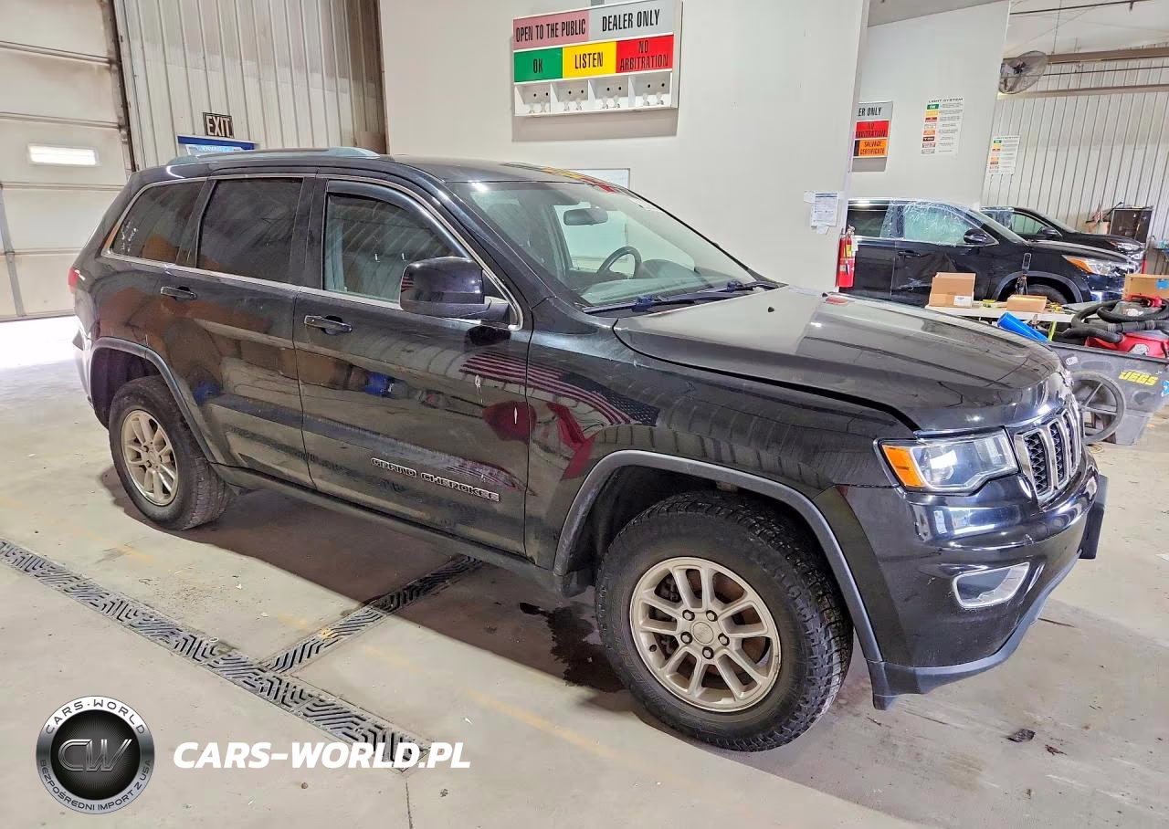 2019 Jeep Grand Cherokee Laredo VIN:1C4RJFAG0KC815903 - 4