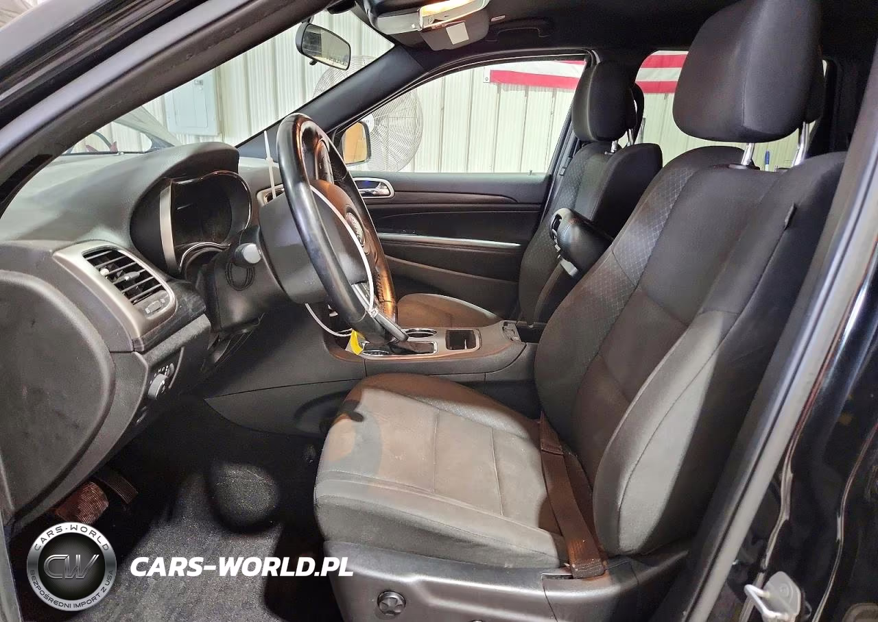 2019 Jeep Grand Cherokee Laredo VIN:1C4RJFAG0KC815903 - 7