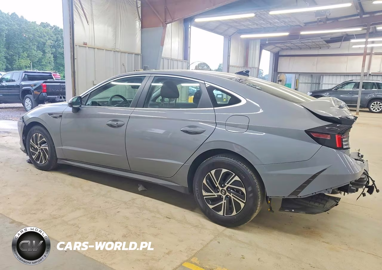 2026 Hyundai Sonata Hybrid Blue VIN:KMHL24JJ2TA172420 - 2