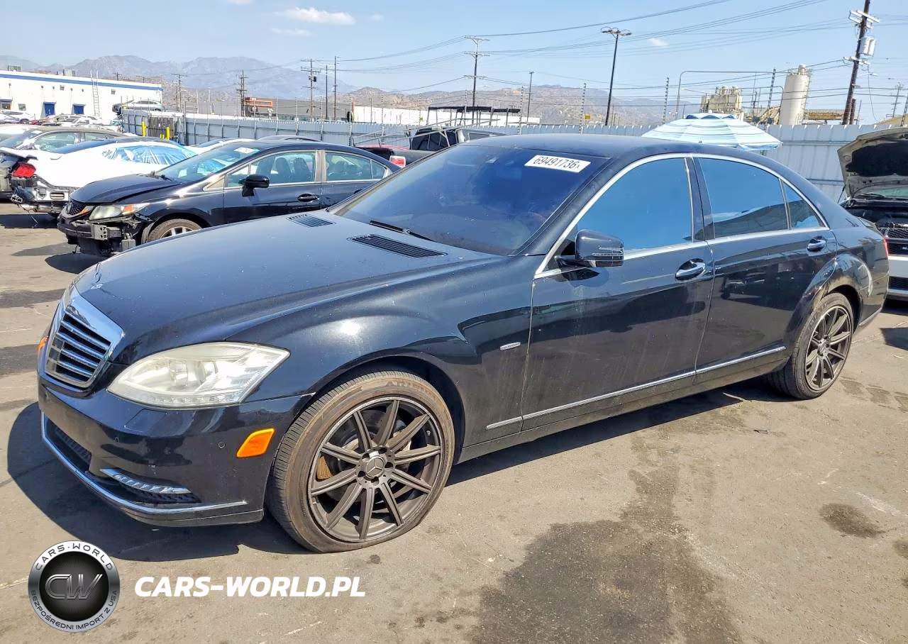 2012 Mercedes-Benz S 550 4Matic