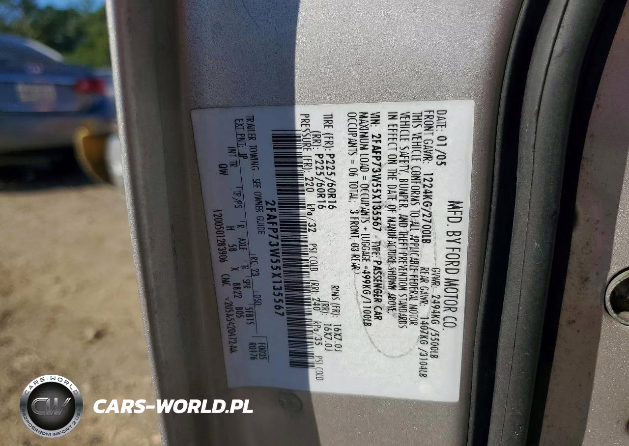 2005 Ford Crown Victoria VIN:2FAFP73W55X135567 - 12