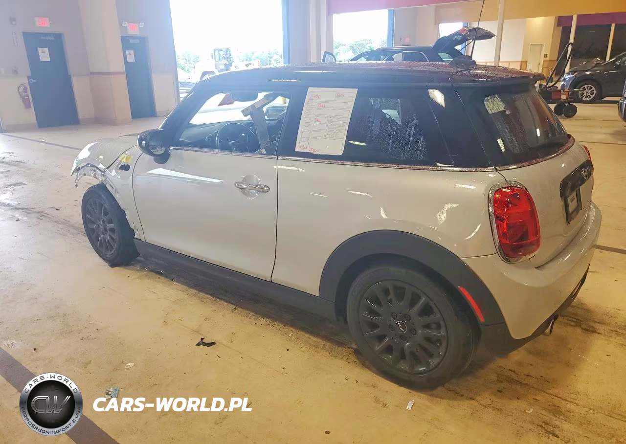 2020 Mini Cooper VIN:WMWXR3C03L2M03929 - 2