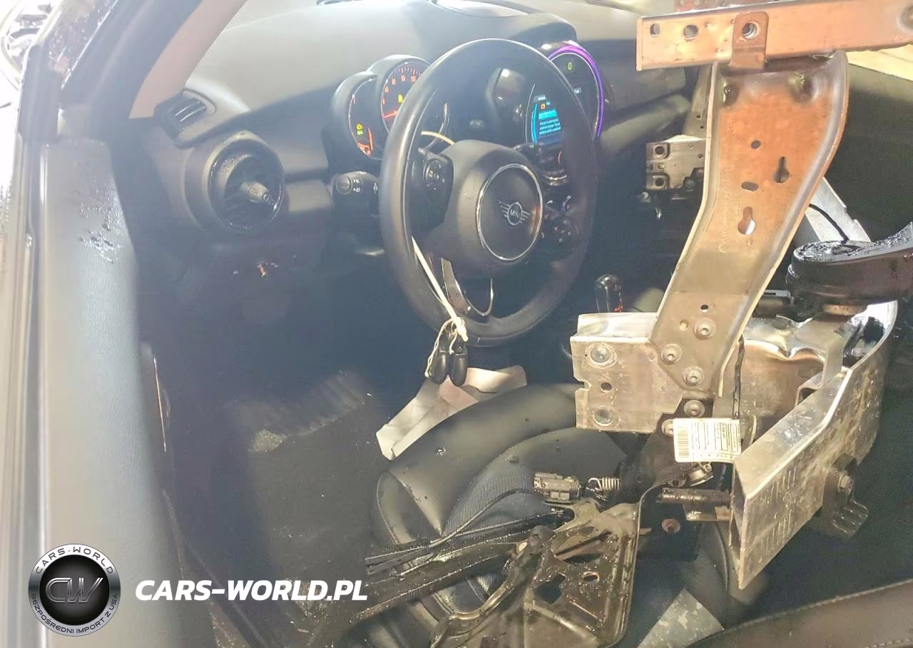 2020 Mini Cooper VIN:WMWXR3C03L2M03929 - 8