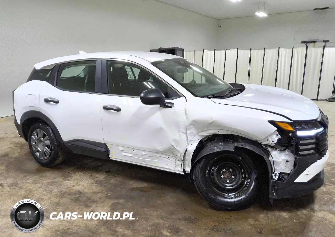2025 Nissan Kicks S VIN:3N8AP6BA4SL422064 - 4