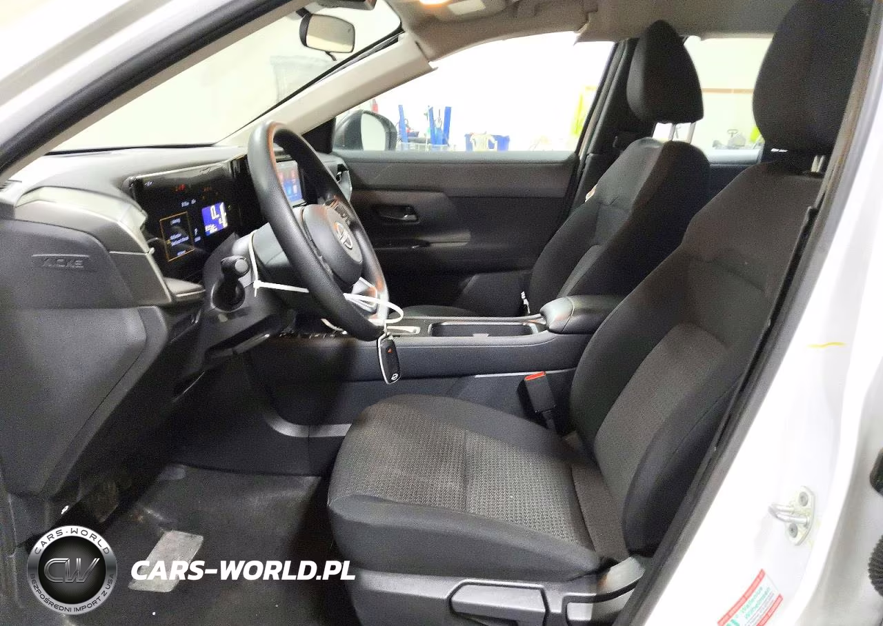 2025 Nissan Kicks S VIN:3N8AP6BA4SL422064 - 7