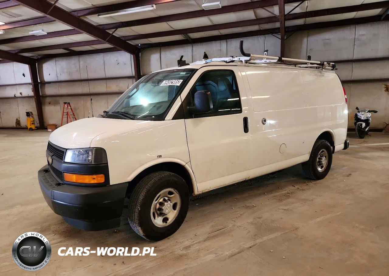 2020 Chevrolet Express G2500