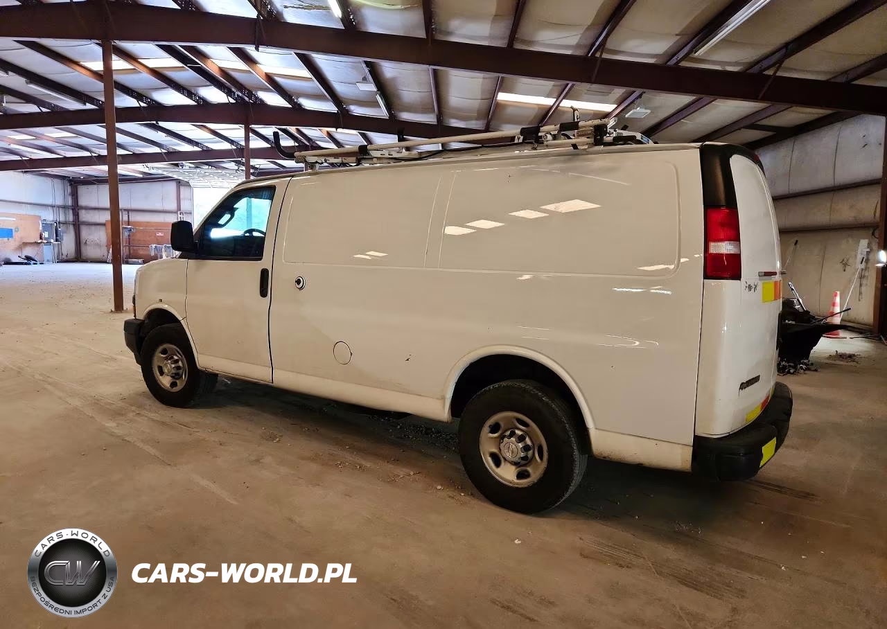 2020 Chevrolet Express G2500 VIN:1GCWGAFP7L1258949 - 2