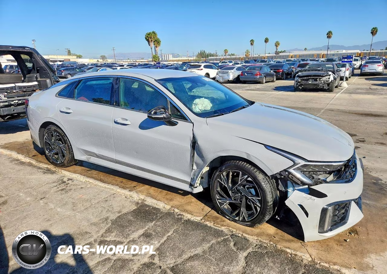 2026 Kia K5 Gt Line VIN:KNAG64J7XT5399245 - 4