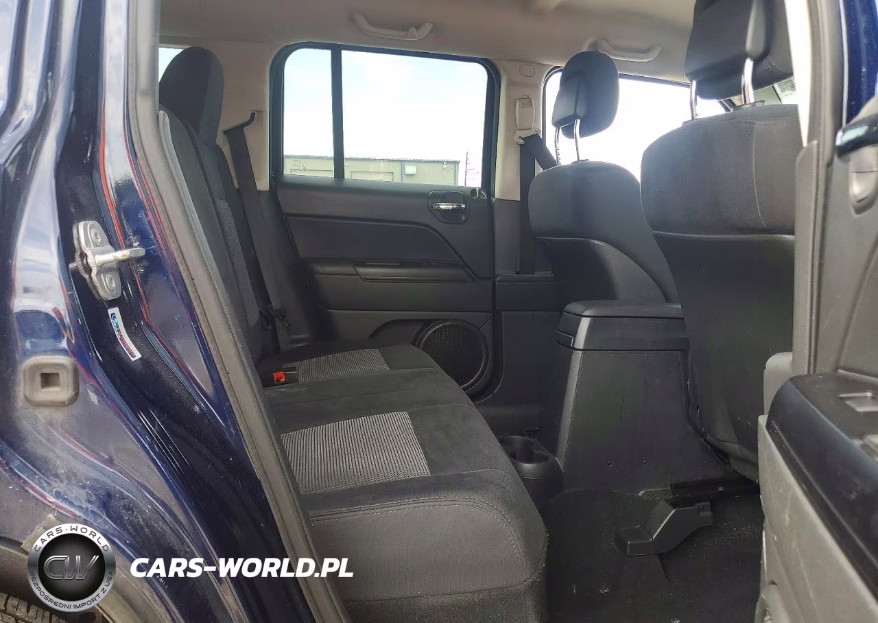 2012 Jeep Patriot Latitude VIN:1C4NJRFB7CD599220 - 11