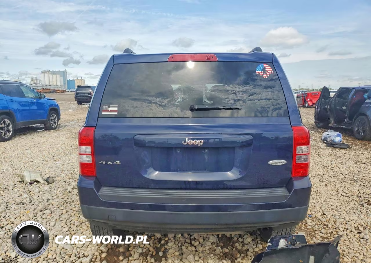 2012 Jeep Patriot Latitude VIN:1C4NJRFB7CD599220 - 6