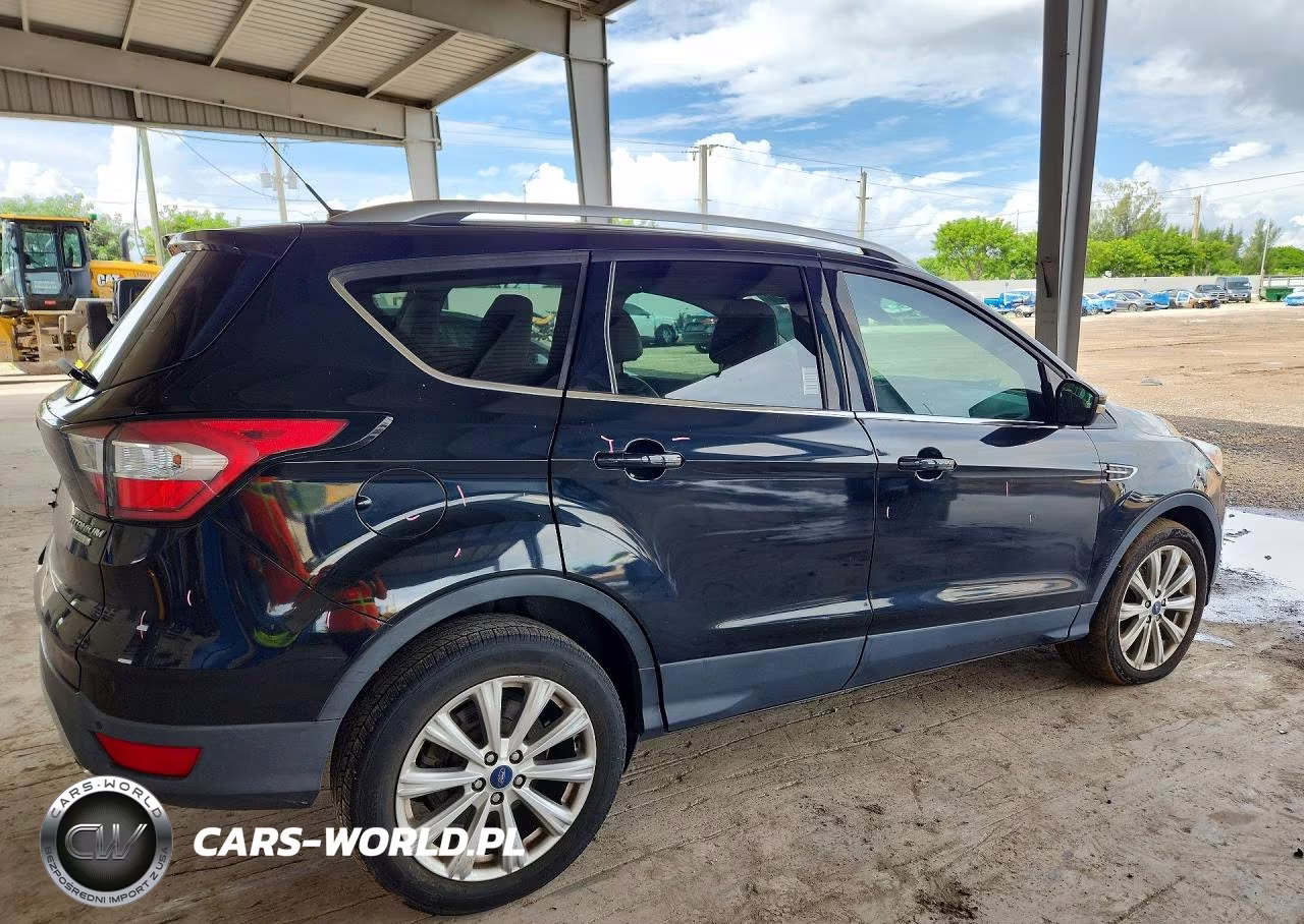 2017 Ford Escape Titanium VIN:1FMCU0JD1HUC73287 - 3