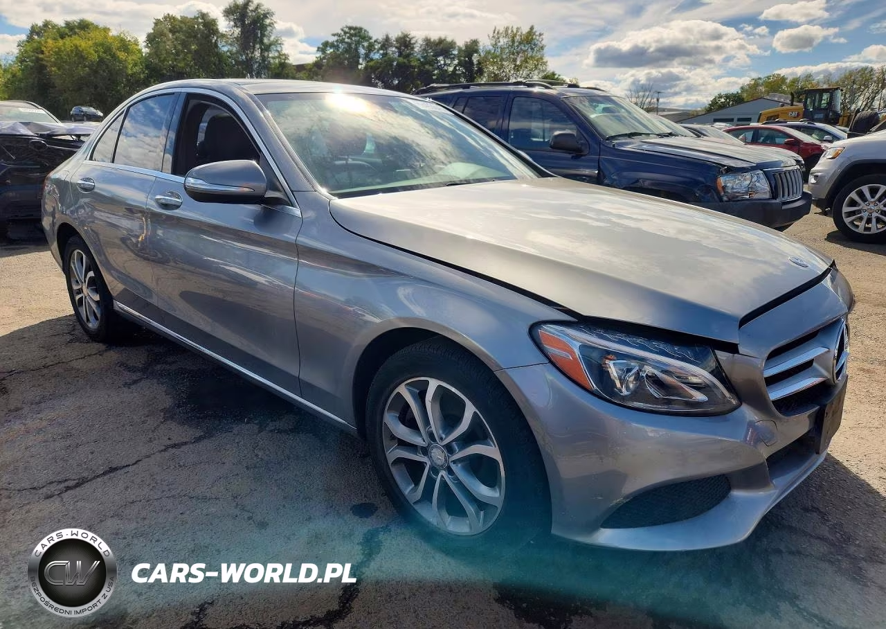 2015 Mercedes-Benz C 300 4Matic VIN:55SWF4KBXFU044207 - 4