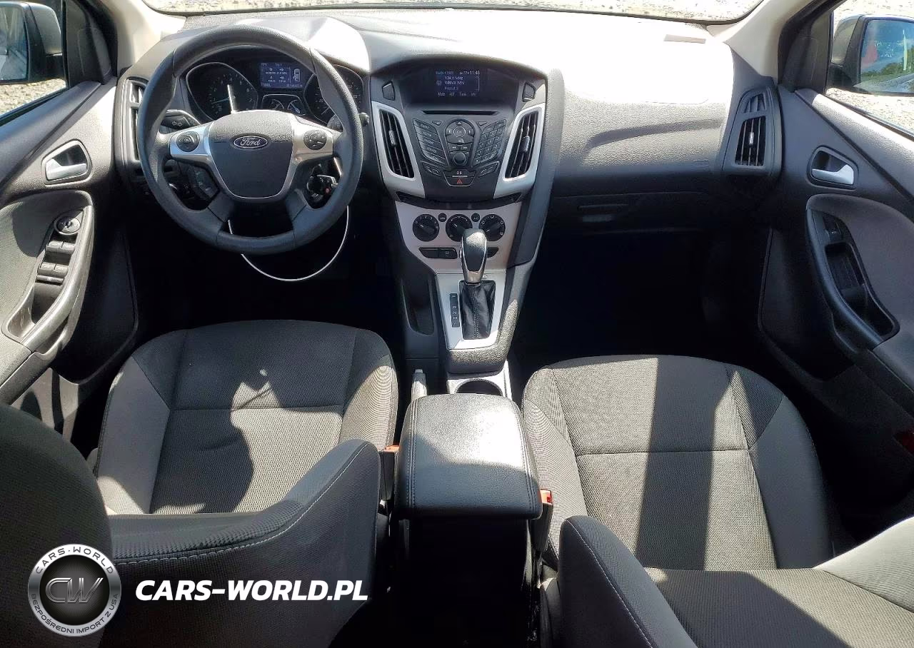 2014 Ford Focus Se VIN:1FADP3K27EL125571 - 8